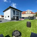Ferienhaus Am See - Natur Pur Zwischen See Und Park *