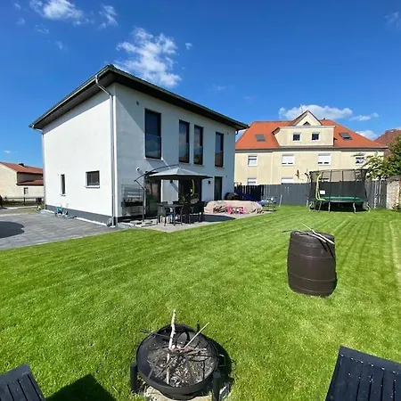 Ferienhaus Am See - Natur Pur Zwischen See Und Park *