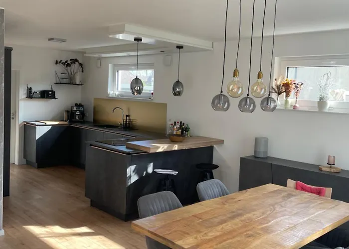 Ferienhaus Am See - Natur Pur Zwischen See Und Park ヴィラ Neukieritzsch